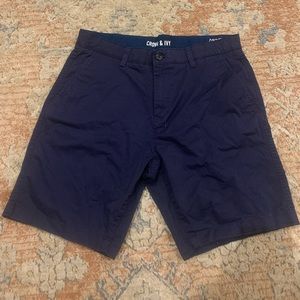 Men’s size 34 crown and ivy navy blue shorts
